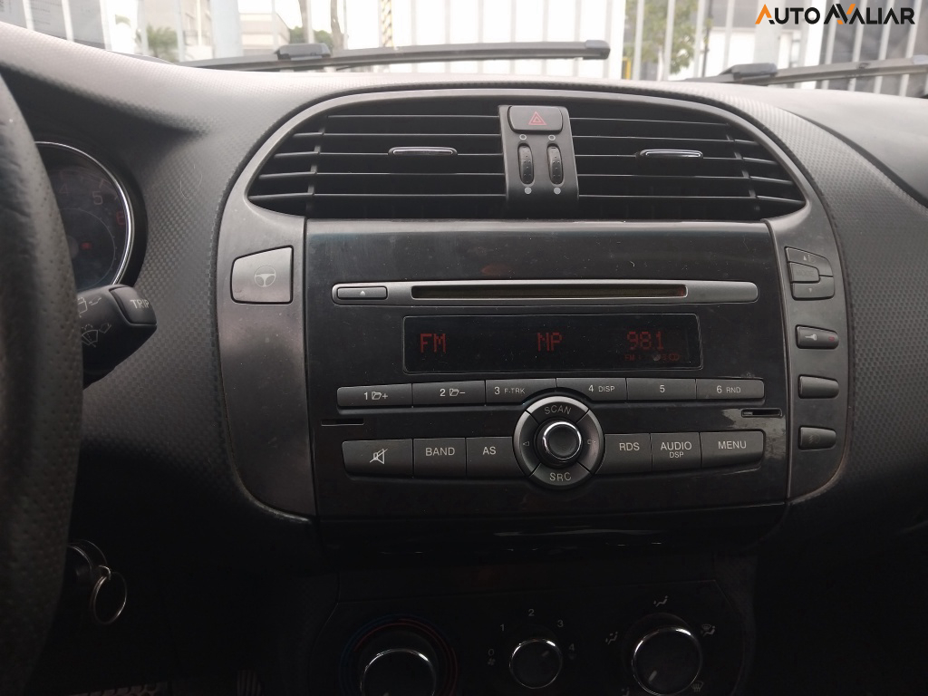 FIAT BRAVO 1.8 ESSENCE 16V FLEX 4P AUTOMATIZADO