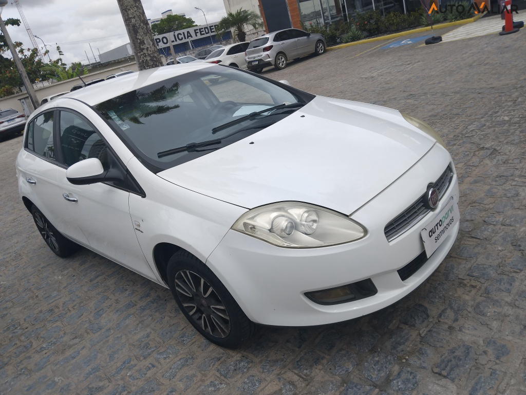 FIAT BRAVO 1.8 ESSENCE 16V FLEX 4P AUTOMATIZADO