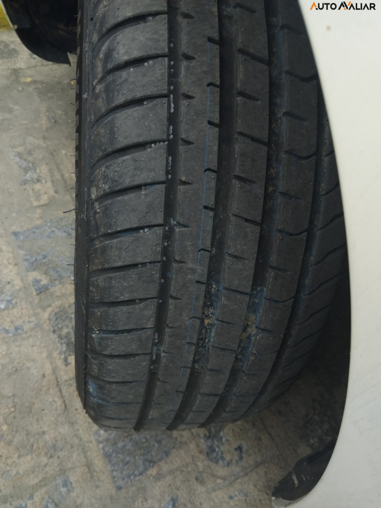 FIAT BRAVO 1.8 ESSENCE 16V FLEX 4P AUTOMATIZADO