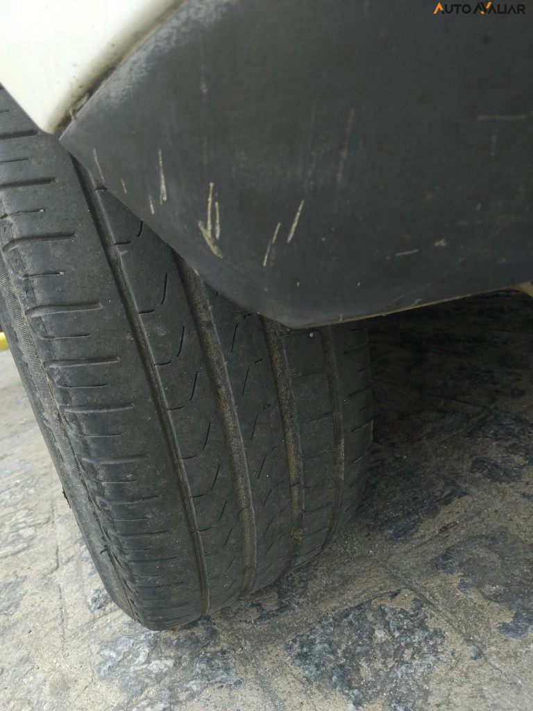 FIAT BRAVO 1.8 ESSENCE 16V FLEX 4P AUTOMATIZADO