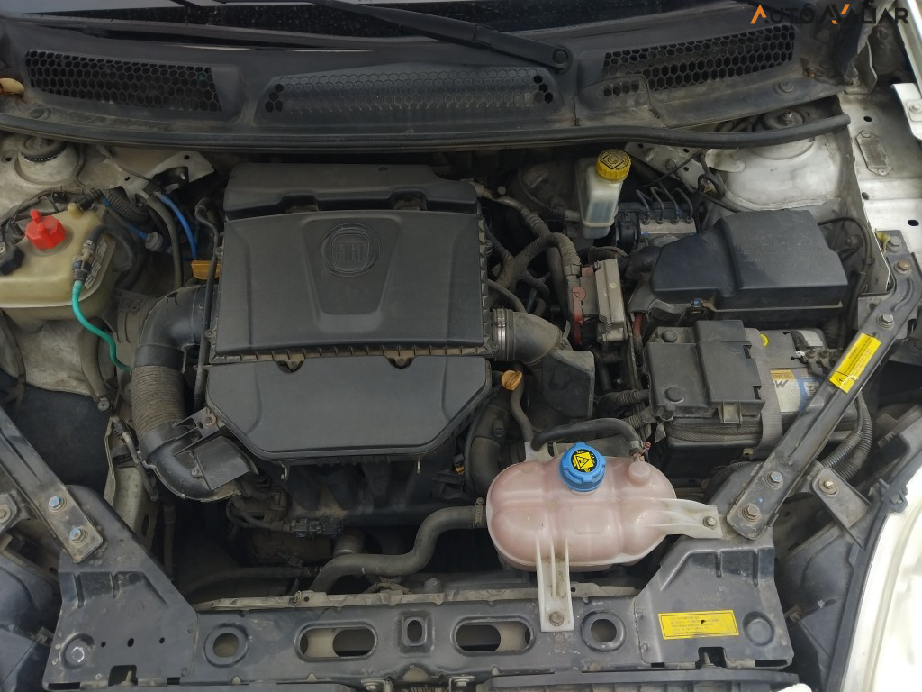 FIAT BRAVO 1.8 ESSENCE 16V FLEX 4P AUTOMATIZADO