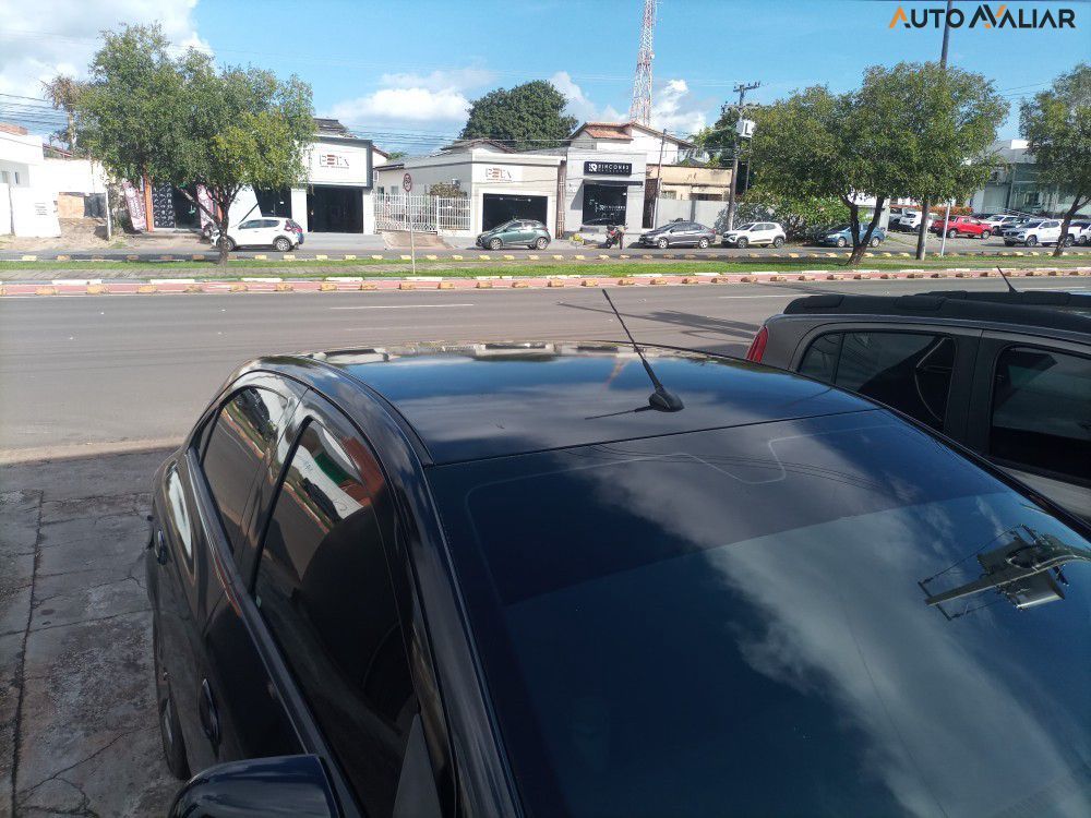 CHEVROLET ONIX 1.4 MPFI ADVANTAGE 8V FLEX 4P AUTOMATICO