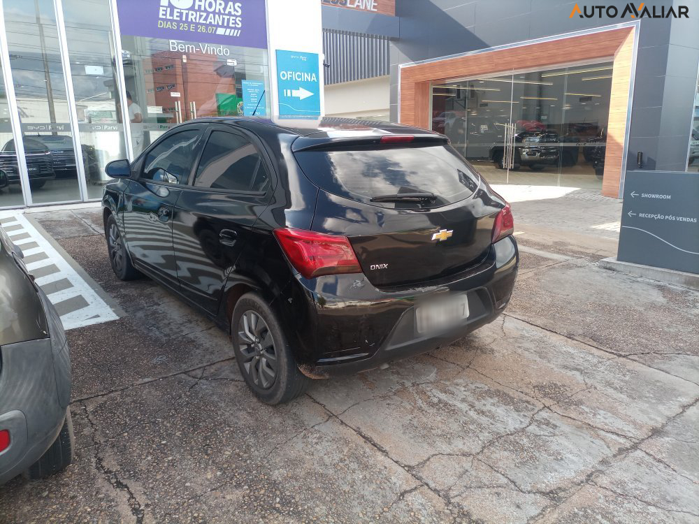 CHEVROLET ONIX 1.4 MPFI ADVANTAGE 8V FLEX 4P AUTOMATICO