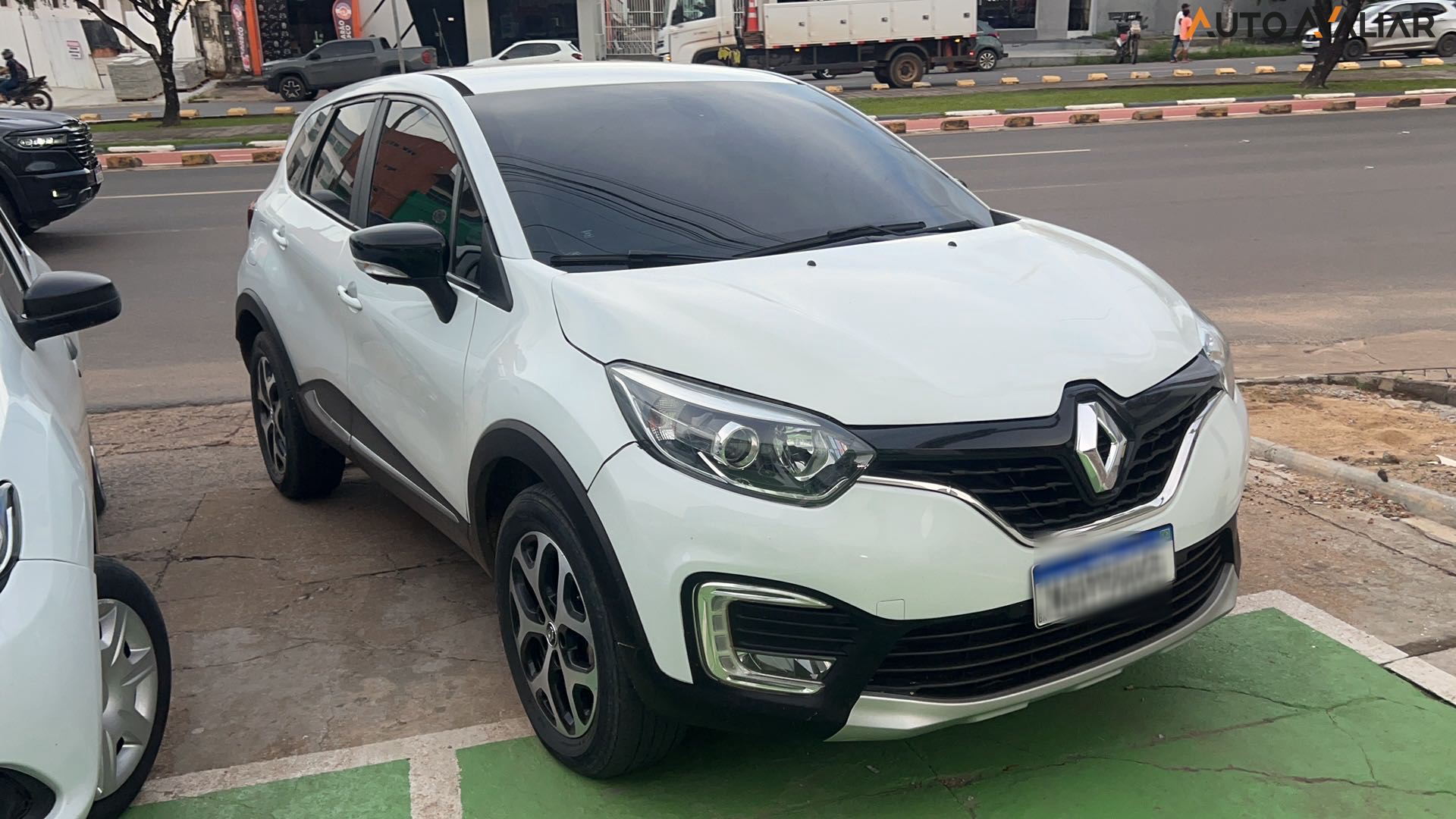 RENAULT CAPTUR 2.0 16V HI-FLEX INTENSE AUTOMATICO