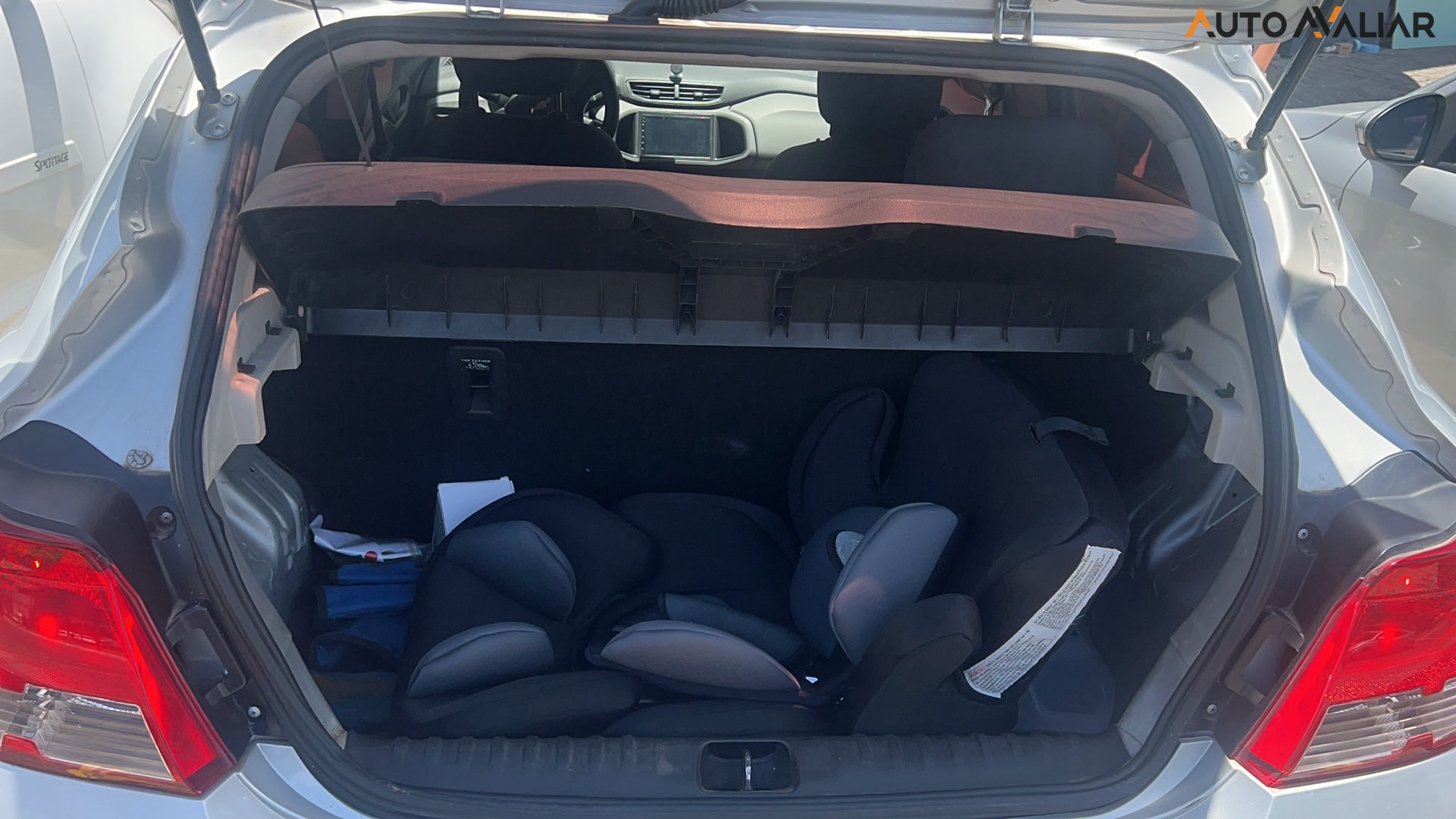 CHEVROLET ONIX 1.0 MPFI JOY 8V FLEX 4P MANUAL