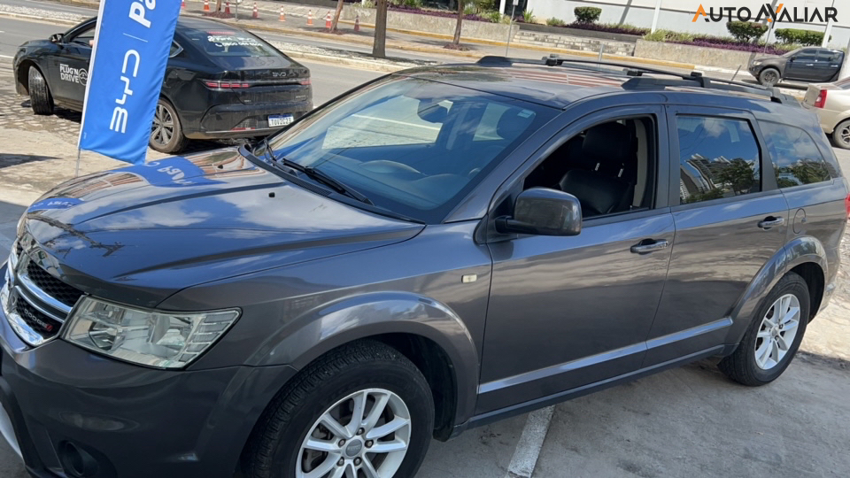 DODGE JOURNEY 2.4 SXT I4 16V GASOLINA 4P AUTOMATICO