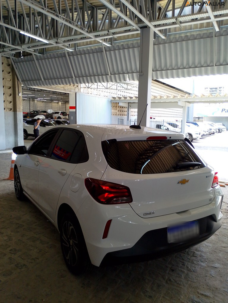 CHEVROLET ONIX 1.0 TURBO FLEX LT MANUAL