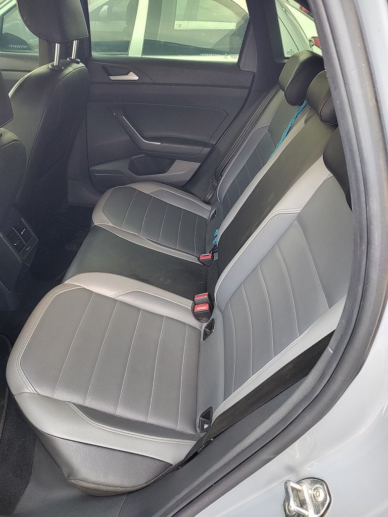 VOLKSWAGEN NIVUS 1.0 200 TSI TOTAL FLEX HIGHLINE AUTOM&Aacute;TICO