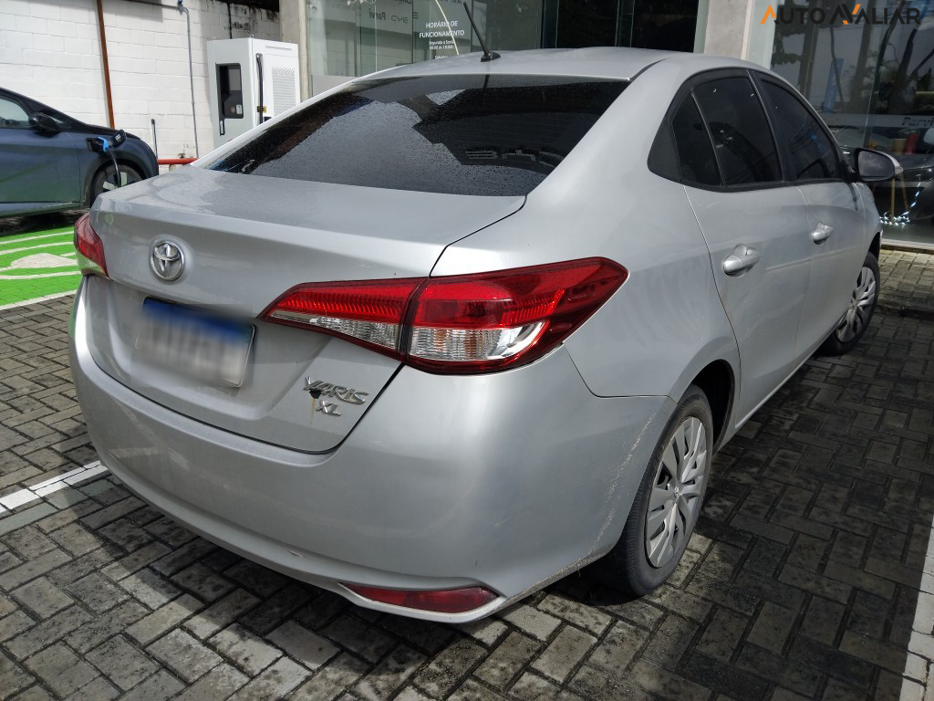TOYOTA YARIS 1.5 16V FLEX SEDAN XL MULTIDRIVE