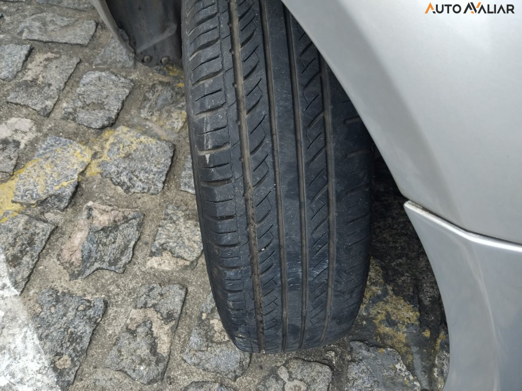 VOLKSWAGEN VOYAGE 1.6 MI COMFORTLINE 8V FLEX 4P AUTOMATIZADO