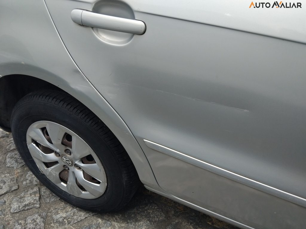 VOLKSWAGEN VOYAGE 1.6 MI COMFORTLINE 8V FLEX 4P AUTOMATIZADO