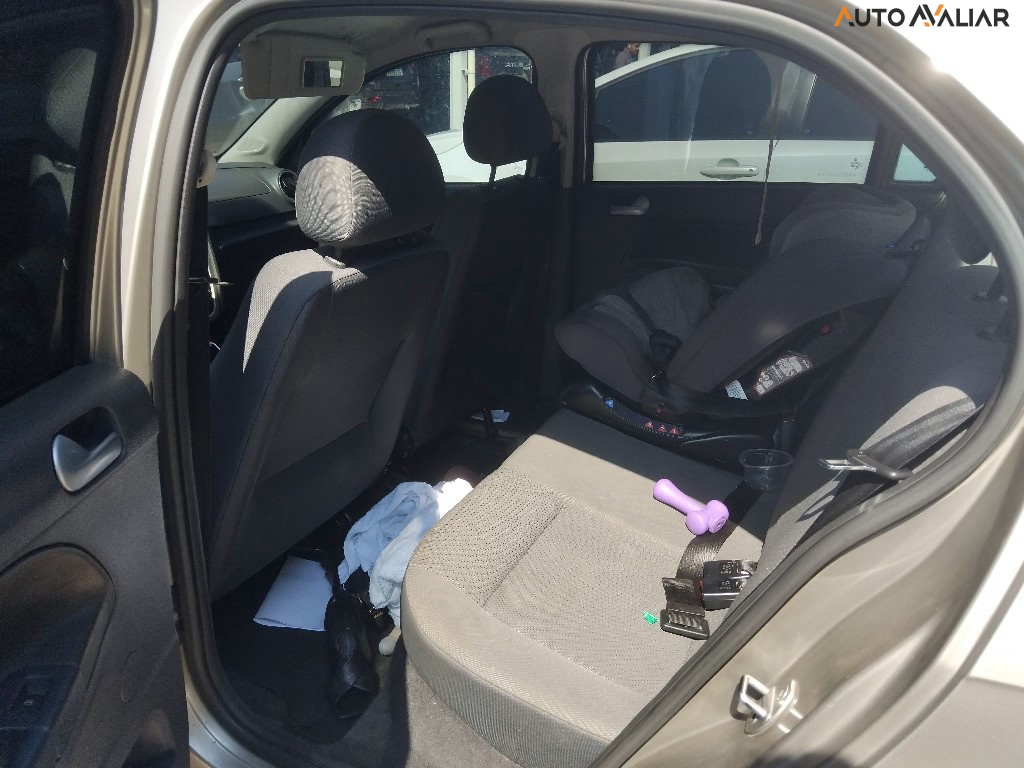 VOLKSWAGEN VOYAGE 1.0 MI 8V FLEX 4P MANUAL