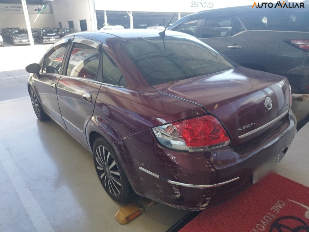 FIAT LINEA 1.9 MPI ABSOLUTE 16V FLEX 4P AUTOMATIZADO