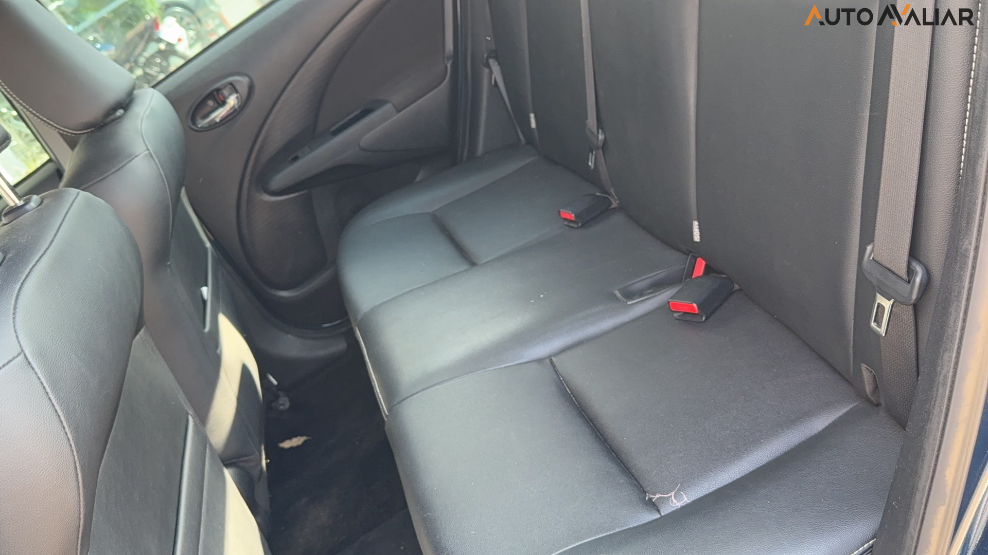 TOYOTA ETIOS 1.5 XLS SEDAN 16V FLEX 4P AUTOMATICO