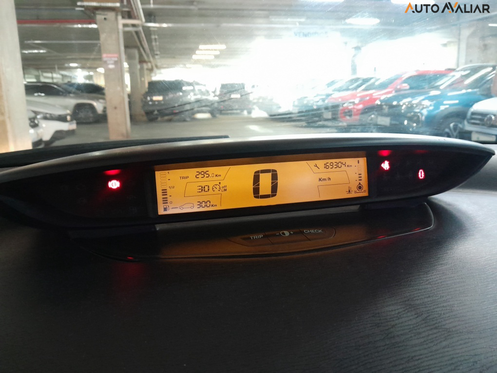 CITROEN C4 2.0 GLX 16V FLEX 4P AUTOMATICO