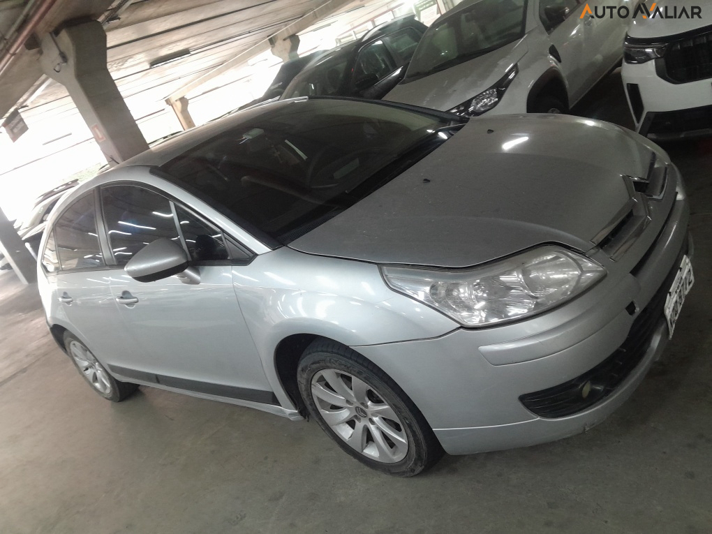 CITROEN C4 2.0 GLX 16V FLEX 4P AUTOMATICO