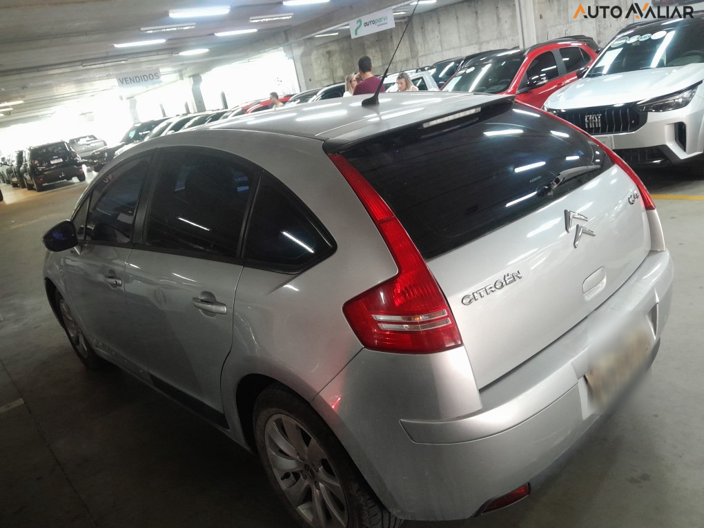 CITROEN C4 2.0 GLX 16V FLEX 4P AUTOMATICO
