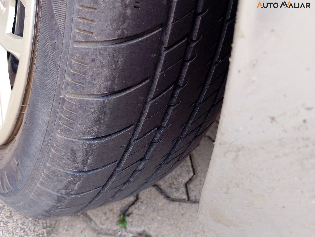 FORD KA 1.0 SE / SE PLUS TI-VCT FLEX 