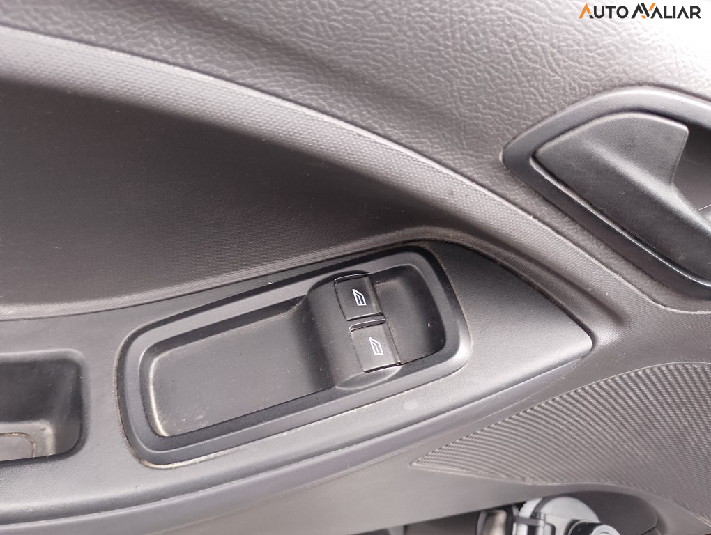 FORD KA 1.0 SE / SE PLUS TI-VCT FLEX 