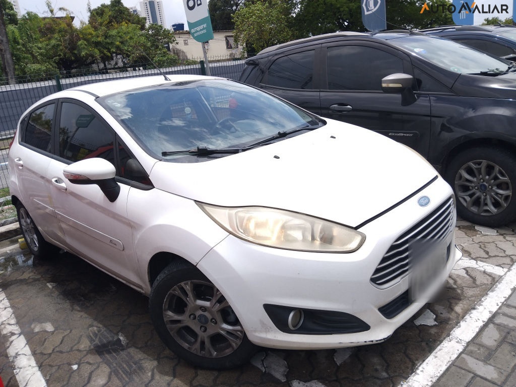 FORD FIESTA 1.5 SE HATCH 16V FLEX 4P MANUAL