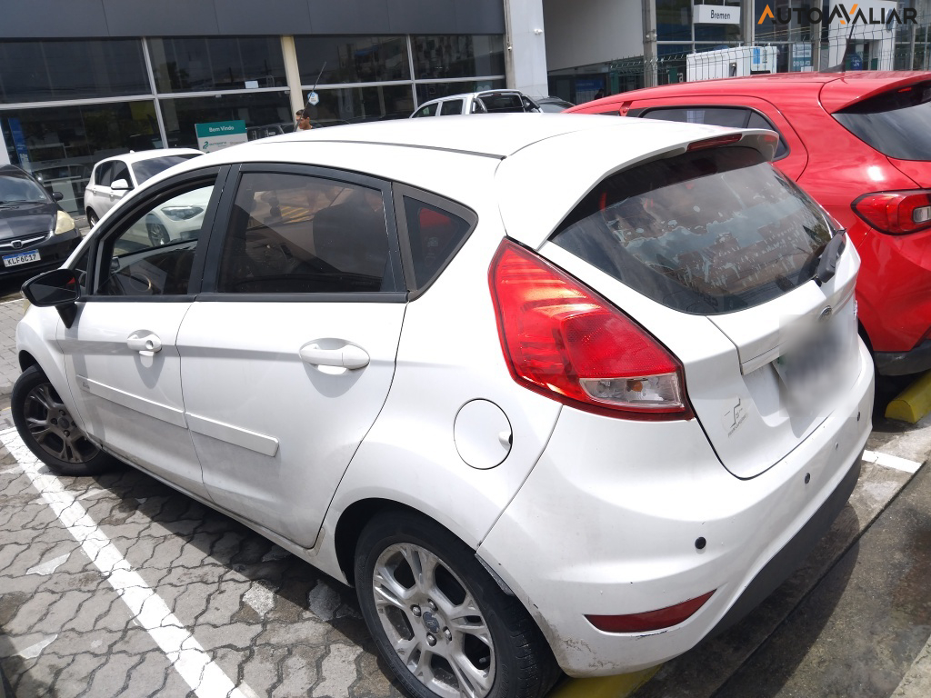 FORD FIESTA 1.5 SE HATCH 16V FLEX 4P MANUAL