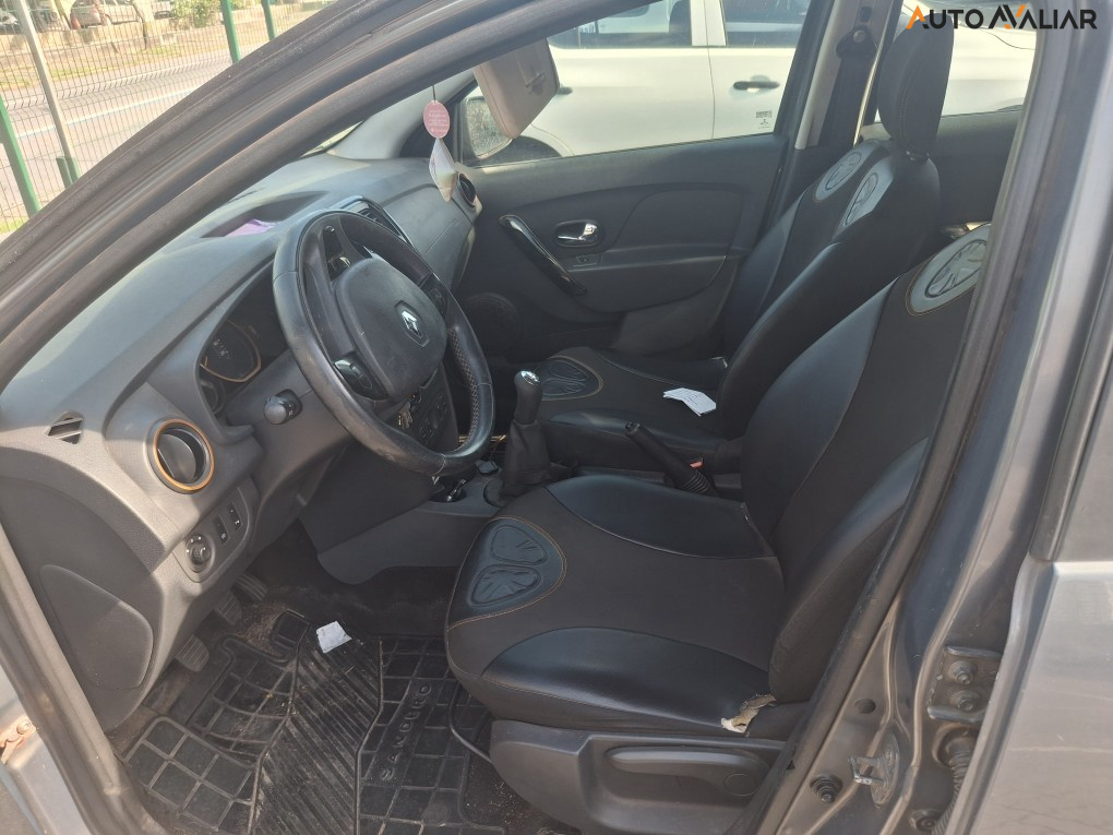 RENAULT SANDERO 1.6 16V SCE FLEX STEPWAY 4P MANUAL