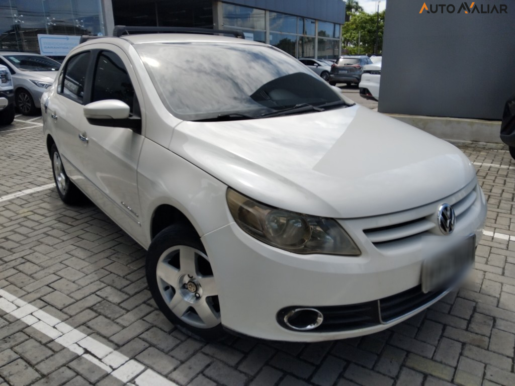 VOLKSWAGEN VOYAGE 1.6 MI COMFORTLINE 8V FLEX 4P MANUAL