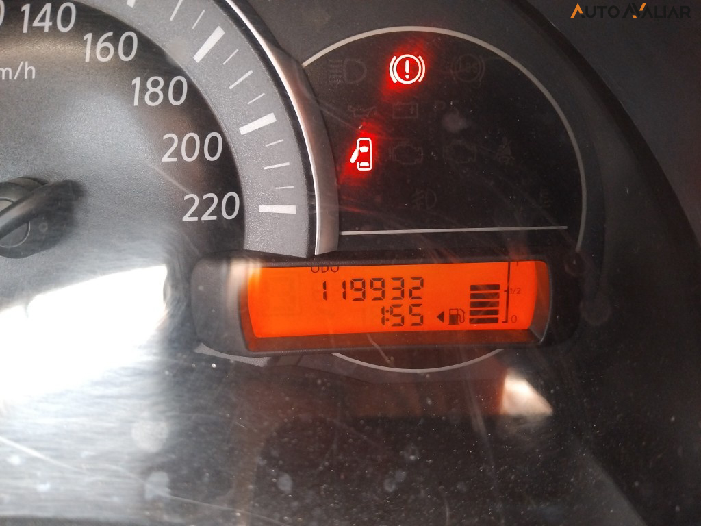 NISSAN MARCH 1.6 SL 16V FLEX 4P MANUAL