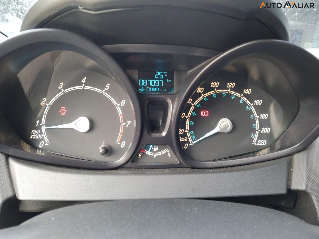FORD FIESTA 1.5 SE HATCH 16V FLEX 4P MANUAL