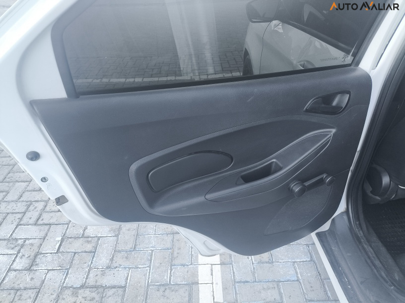 FORD KA 1.0 SE / SE PLUS TI-VCT FLEX 