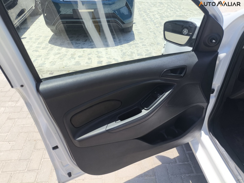 FORD KA 1.0 SE / SE PLUS TI-VCT FLEX 