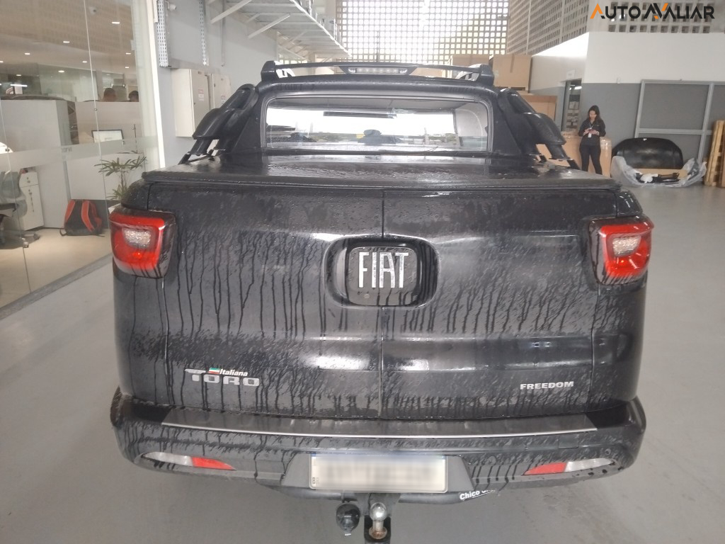 FIAT TORO 2.0 16V TURBO DIESEL FREEDOM 4WD AT9