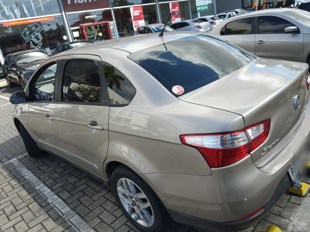 FIAT GRAND SIENA 1.6 MPI ESSENCE 16V FLEX 4P AUTOMATIZADO
