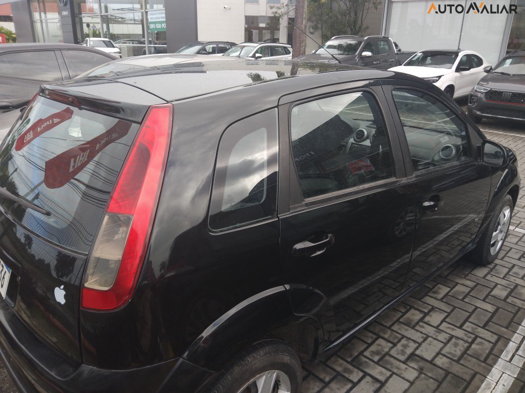 FORD FIESTA 1.6 ROCAM HATCH 8V FLEX 4P MANUAL