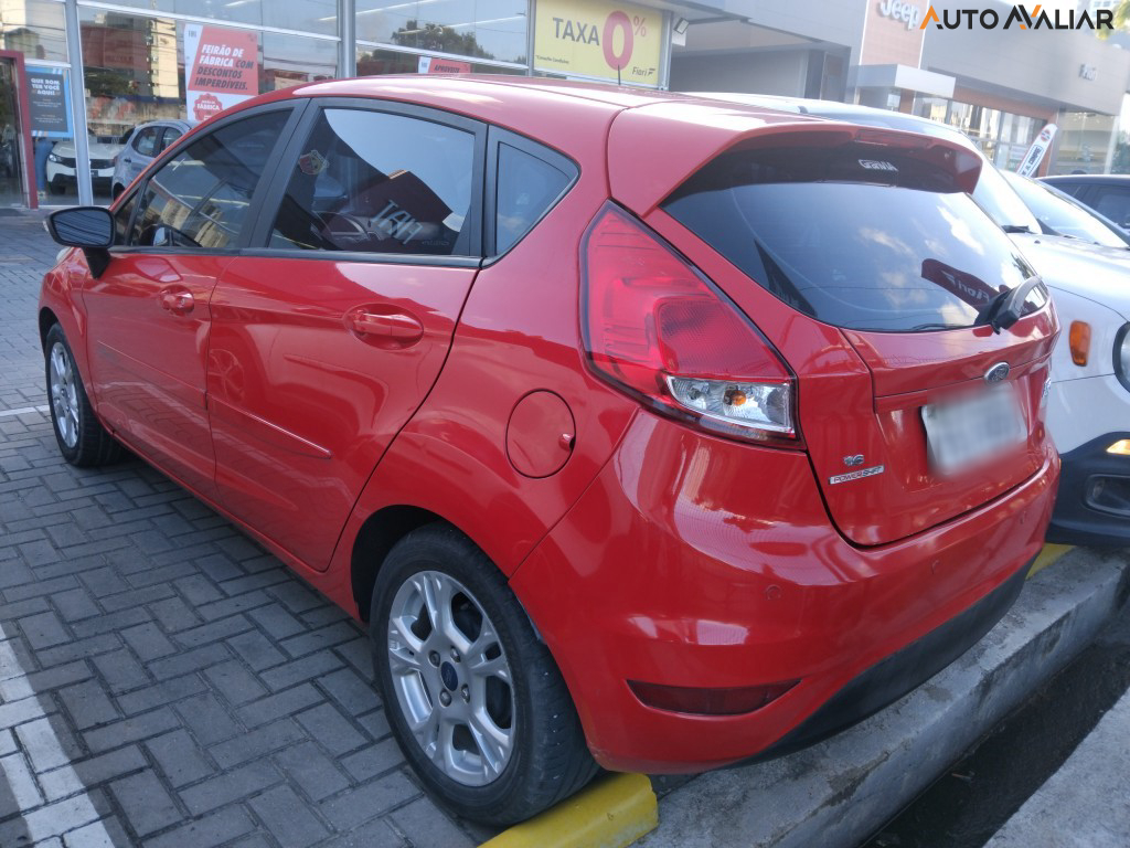FORD FIESTA 1.6 SE HATCH 16V FLEX 4P POWERSHIFT