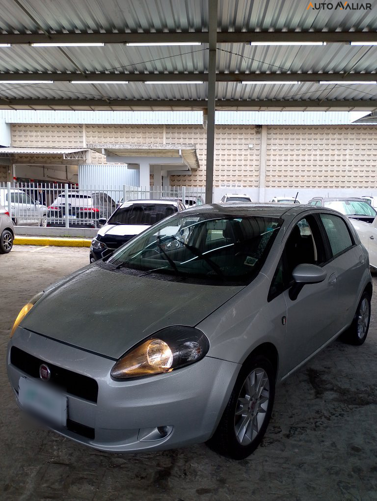 FIAT PUNTO 1.4 ATTRACTIVE ITALIA 8V FLEX 4P MANUAL