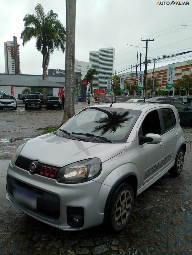 FIAT UNO 1.4 EVO SPORTING 8V FLEX 4P AUTOMATIZADO
