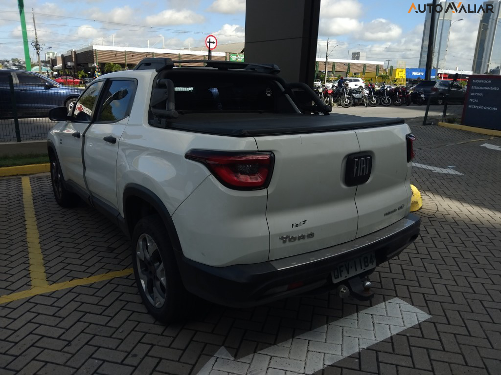 FIAT TORO 2.0 16V TURBO DIESEL FREEDOM 4WD AT9