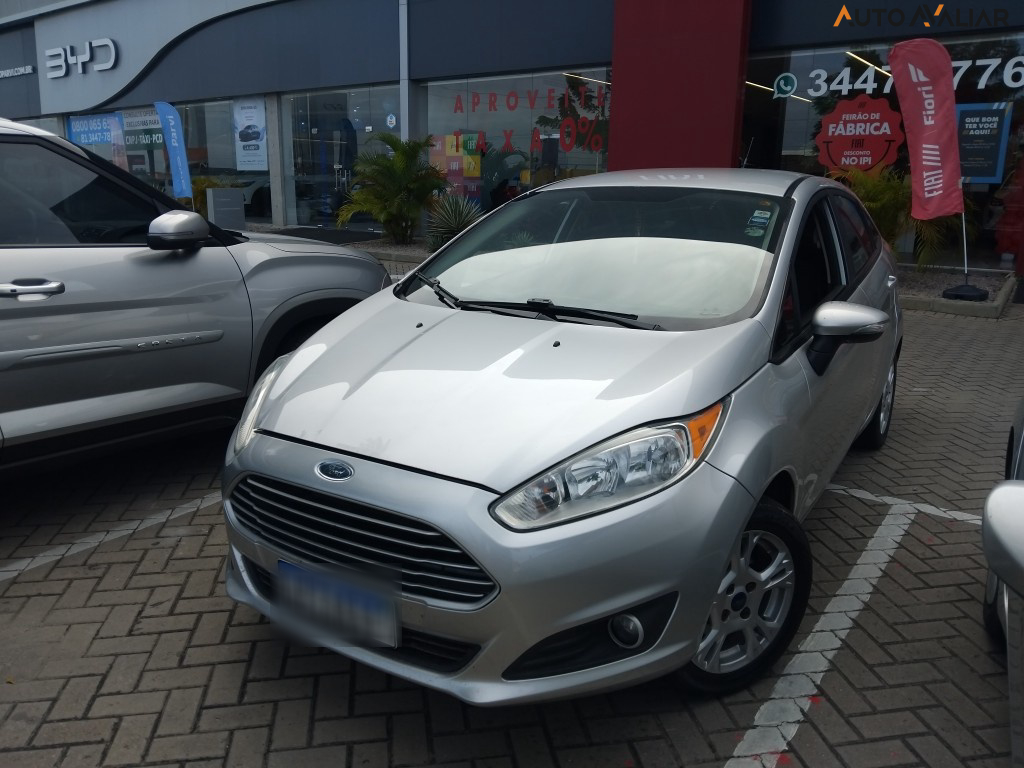 FORD FIESTA 1.6 SE SEDAN 16V FLEX 4P POWERSHIFT