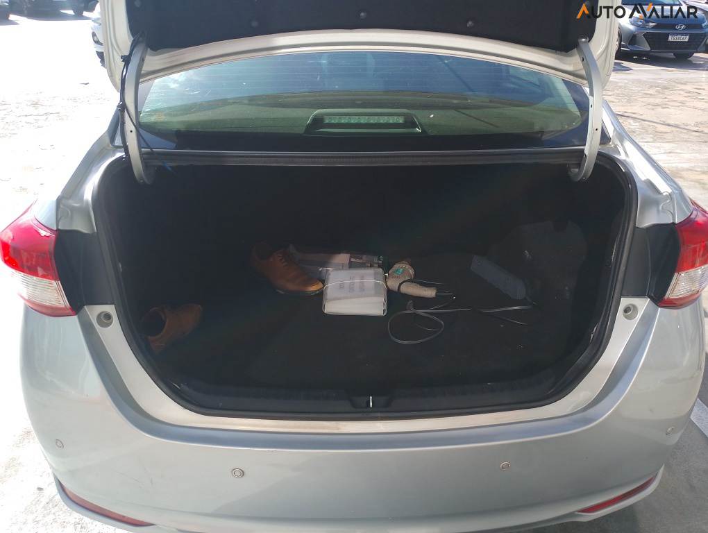 TOYOTA YARIS 1.5 16V FLEX SEDAN XL MULTIDRIVE