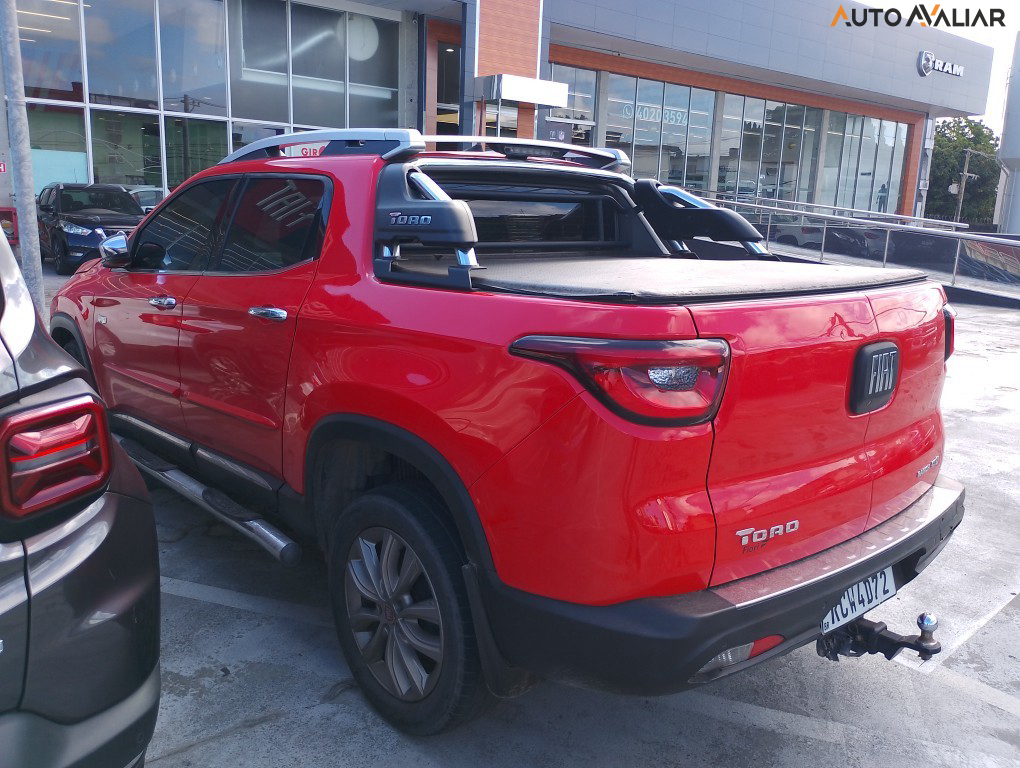FIAT TORO 2.0 16V TURBO DIESEL RANCH 4WD AT9