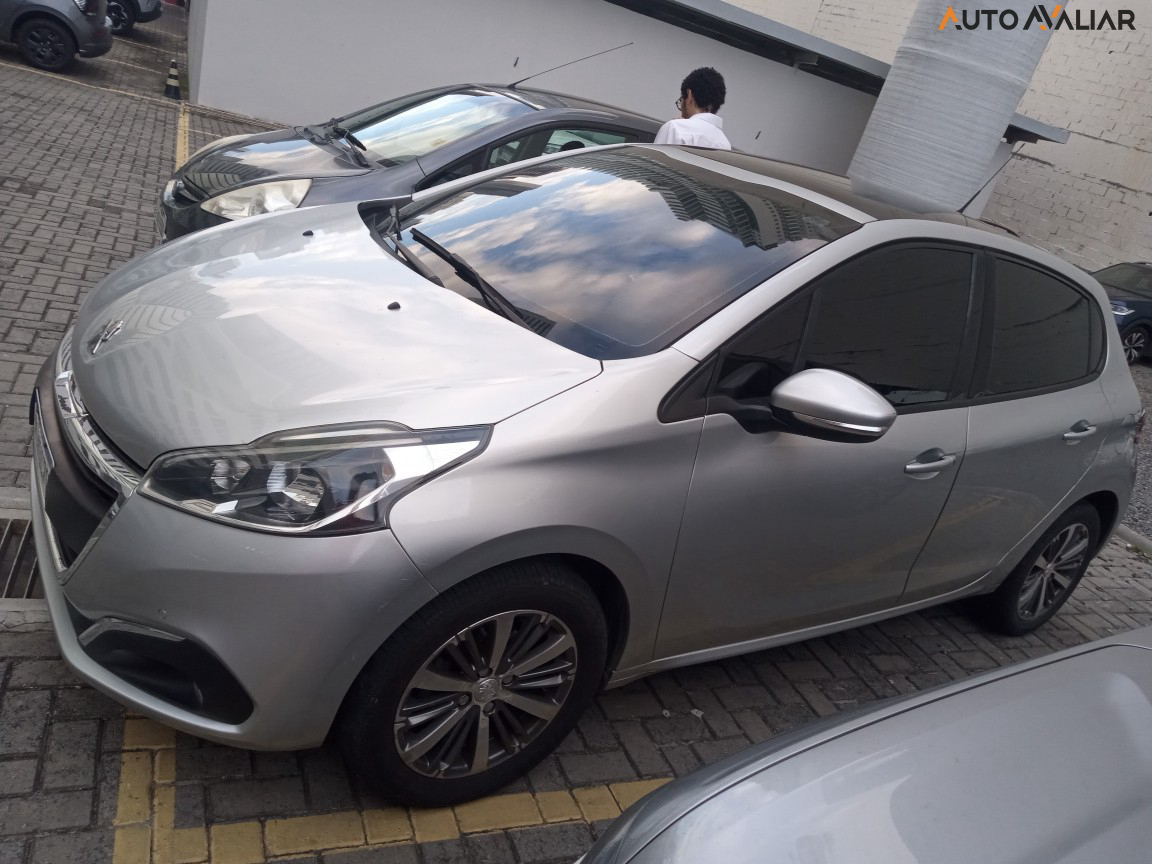 PEUGEOT 208 1.6 GRIFFE 16V FLEX 4P AUTOMATICO