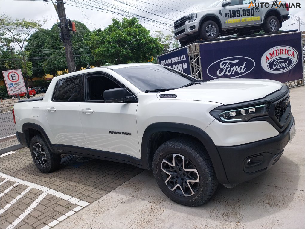 RAM RAMPAGE 2.0 HURRICANE 4 TURBO GASOLINA REBEL 4X4 AUTOMÁTICO