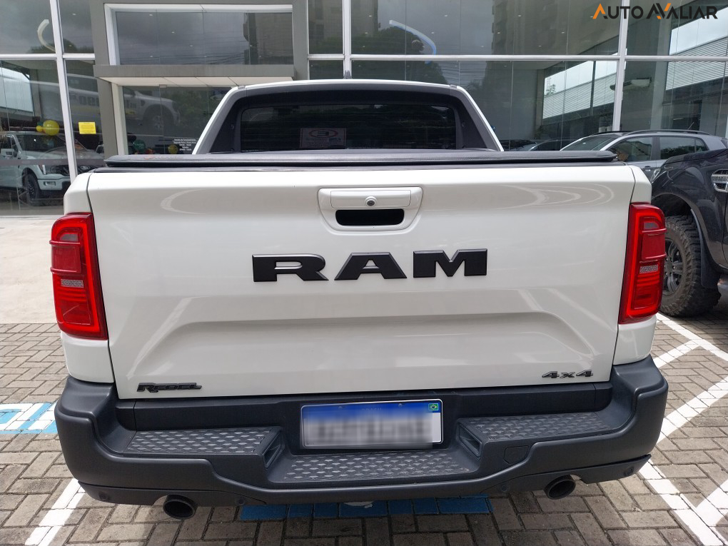 RAM RAMPAGE 2.0 HURRICANE 4 TURBO GASOLINA REBEL 4X4 AUTOMÁTICO