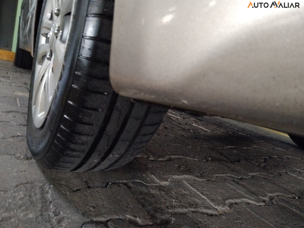 HYUNDAI HB20S 1.0 COMFORT PLUS 12V FLEX 4P MANUAL