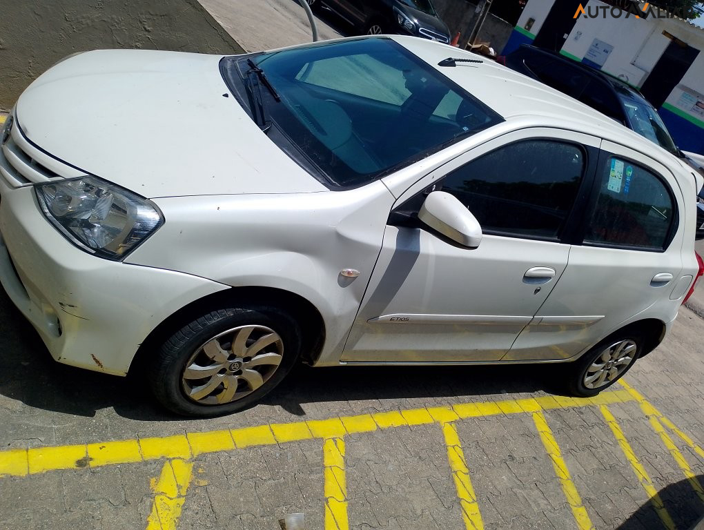 TOYOTA ETIOS 1.5 XS 16V FLEX 4P AUTOMATICO