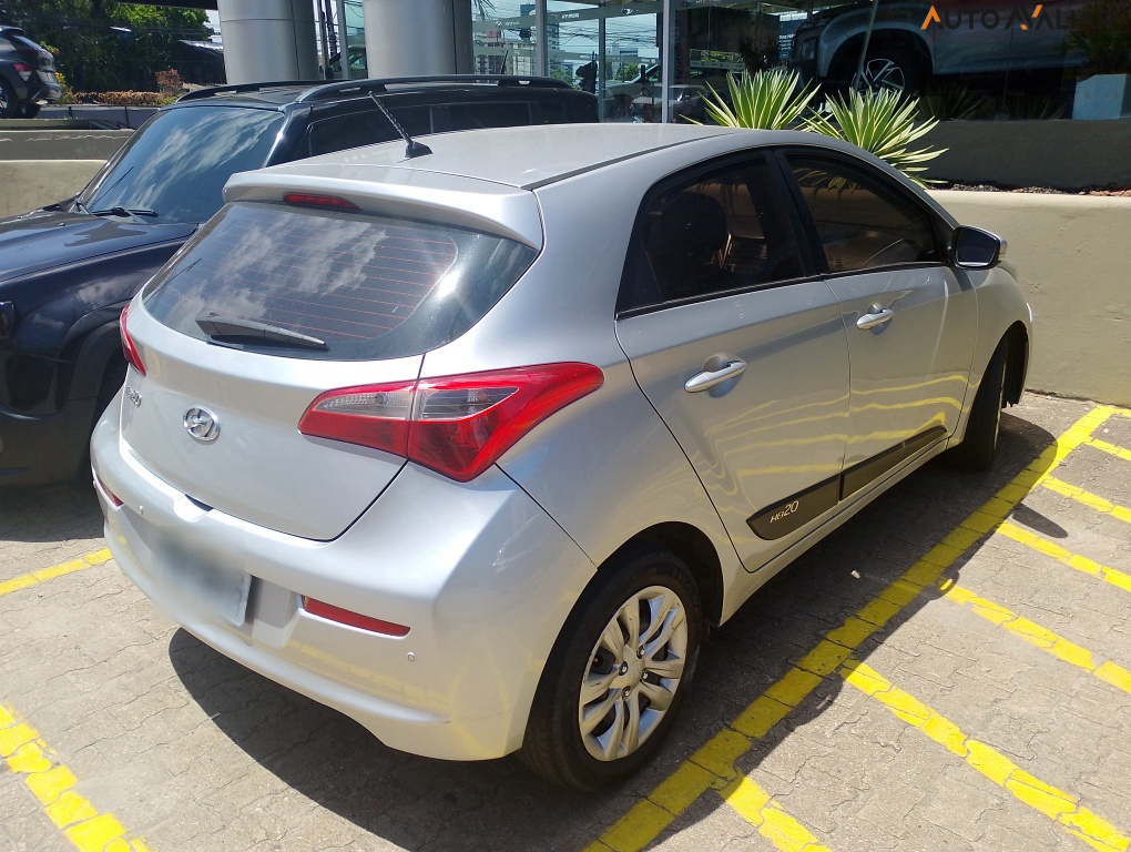 HYUNDAI HB20 1.0 COMFORT 12V FLEX 4P MANUAL