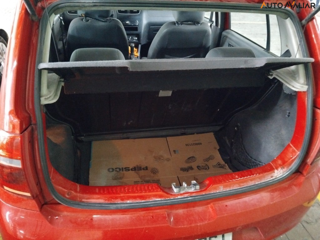 VOLKSWAGEN FOX 1.0 MI 8V FLEX 4P MANUAL