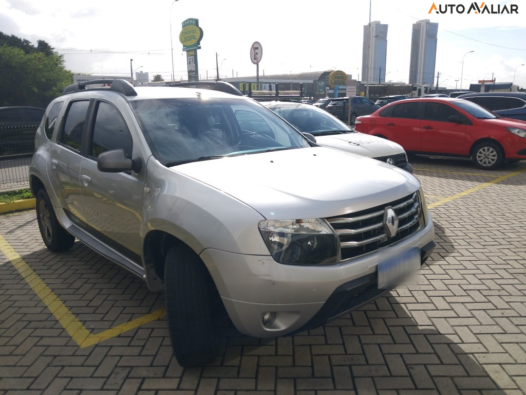 RENAULT DUSTER 2.0 DYNAMIQUE 4X2 16V FLEX 4P AUTOMATICO