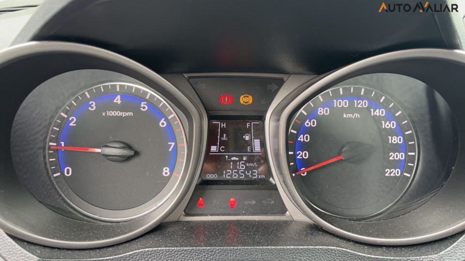 HYUNDAI HB20S 1.6 COMFORT PLUS 16V FLEX 4P MANUAL